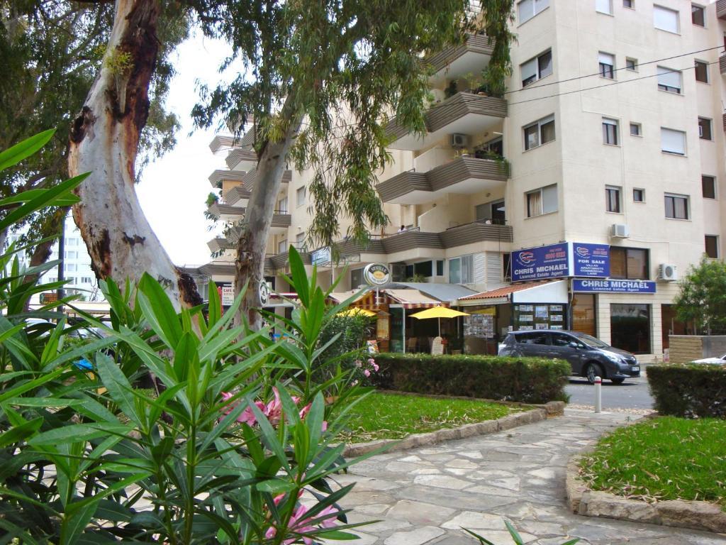 River Beach Apartments Limassol Cameră foto