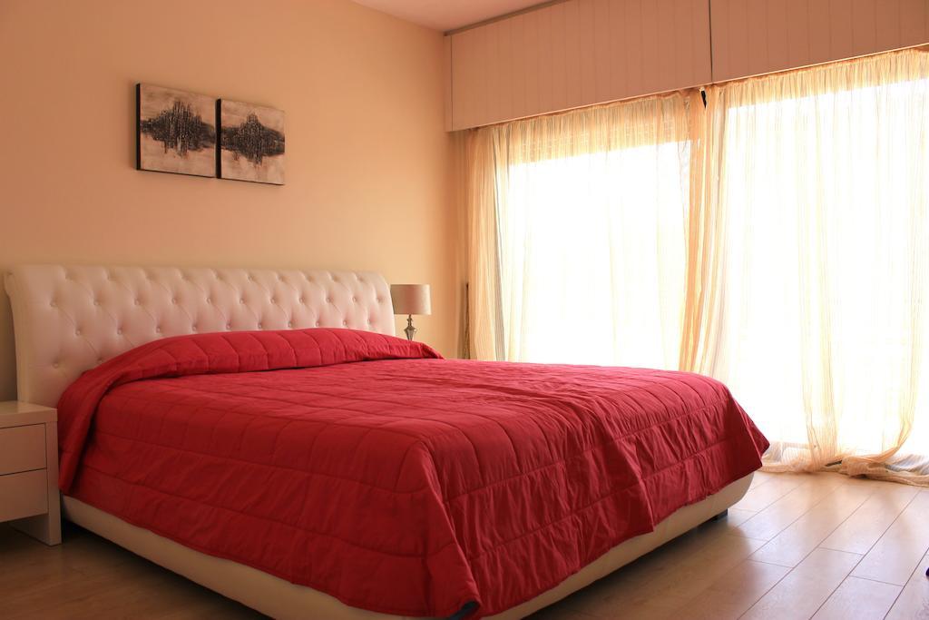 River Beach Apartments Limassol Cameră foto